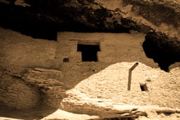 cliff dwelling